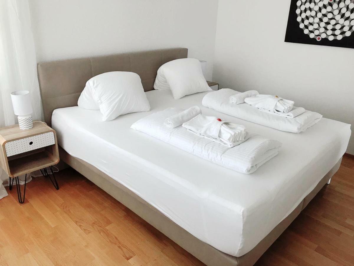 Easy-Living Apartments Dietwil エクステリア 写真