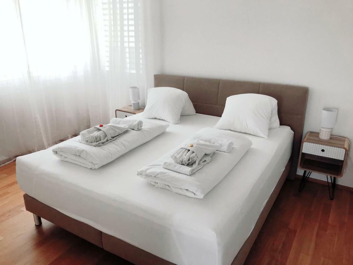 Easy-Living Apartments Dietwil エクステリア 写真